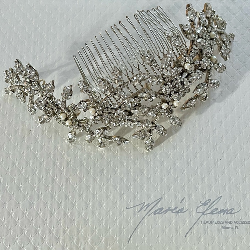 Stunning María Elena Designer Headpiece